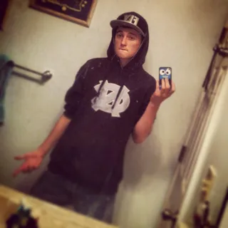 @PatPat_32 - Follower @PatPat_32 a.k.a Patrick Whitesides pays tribute to Trayvon Martin.(Photo: Twitter via PatPat_32)