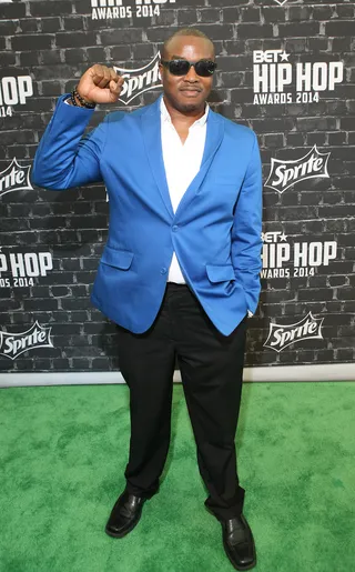 Chuck Creekmur Styles and Profiles  - Chuck Creekmur adds color to his look with a suave blue blazer. (Photo: Bennett Raglin/BET/Getty Images for BET)