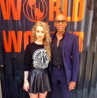 Iggy Azalea @thenewclassic - Femcee Iggy gets a photo op with drag legend RuPaul.(Photo: Iggy Azalea via Instagram)