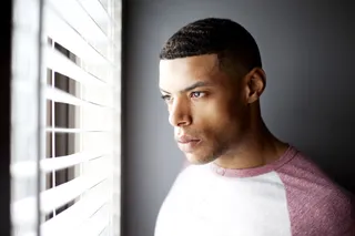 3. Your Day Is a Little Too Great - The sun is shining. You woke up with a smile. Could just be a great day or could be a setup. We advise you to walk on all the eggshells you can find!  (Photo: CI2/Cavan Images/Corbis)