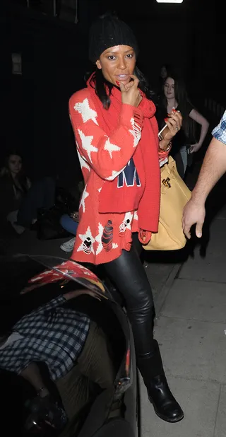 Working Woman - Mel B&nbsp;leaves the X Factor rehearsal studios in London.&nbsp;(Photo: PacificCoastNews)