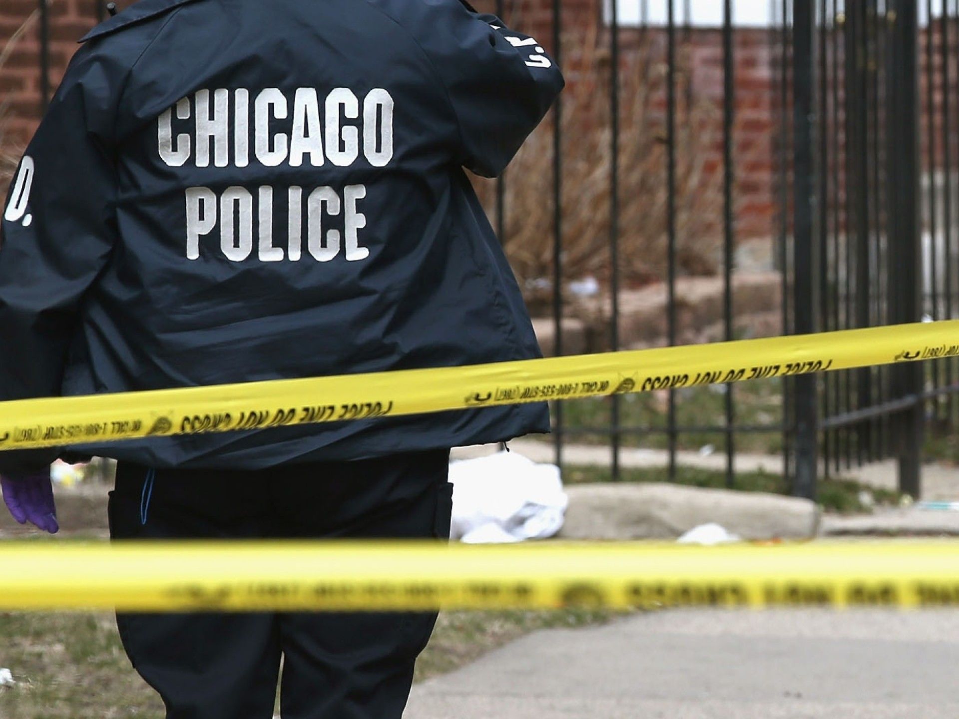 15Year Old Chicago Teen Shot 24 Times After Buying Snacks (Video