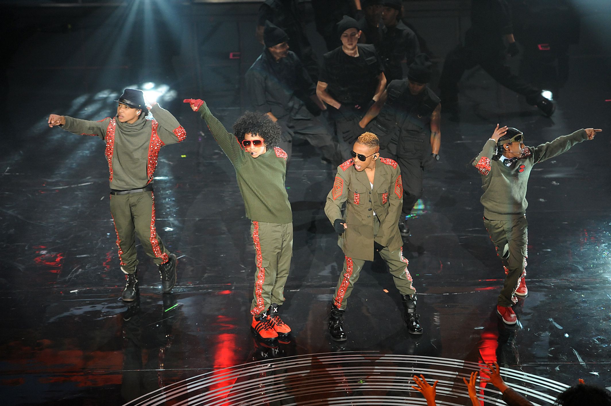 Mindless Behavior – 