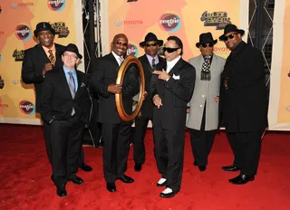 The Original 7ven - What time is it? It's time to get funky! Pop-funk group the Original 7ven looked set to make the crowd "Get It Up" as the opening act at the third annual Soul Train Awards.(Photo: Frank Micelotta/PictureGroup)