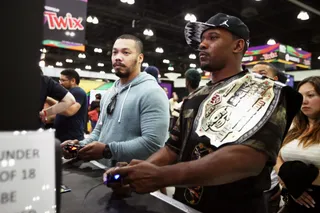 Gaming Central - HipHopGamer showed an opponent how it's down in the BETX gifting suite.&nbsp;(Photo: Tommaso Boddi/Getty Images for BET)