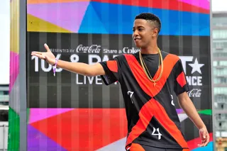 Take My Hand - Chris Bivins lit up the stage during 106 &amp; Park presented by Coke.&nbsp;(Photo: Jerod Harris/BET/Getty Images for BET)