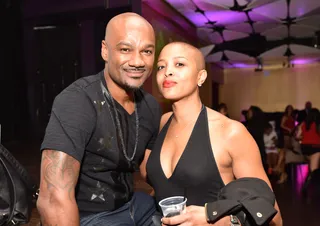 Chillin' With the Homies - Big Tigger struck a pose with this guest during the event. All black everything was the code of the evening.(Photo: Earl Gibson/BET/Getty Images for BET)