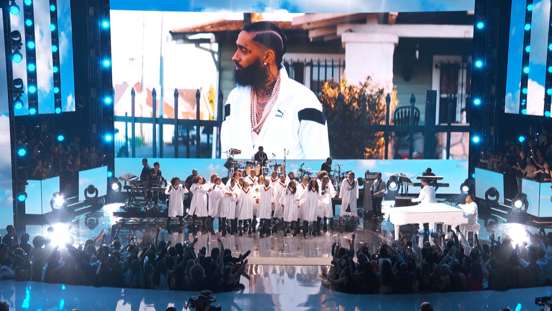 mgid:file:gsp:bet-assets:/bet/content/playplex/BET-Awards/062319-BETAwards_2019_a13_performance_nipsey_hustle_tribute_02.jpg