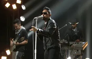 /content/dam/betcom/images/2013/04/Music-04-01-04-15/041513-music-miguel-performs-on-snl.jpg