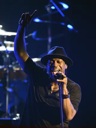 Singer D'Angelo performs onstage at day 3 of the 2012 BET Awards rehearsals held at The Shrine Auditorium on June 30, 2012 in Los Angeles, California.  (Photo: Michael Buckner/Getty Images For BET)