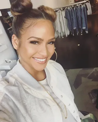 A Smile That Melts Our Hearts - Cassie is smiling because it's currently 80 degrees in Los Angeles.(Photo: Cassie via Instagram)