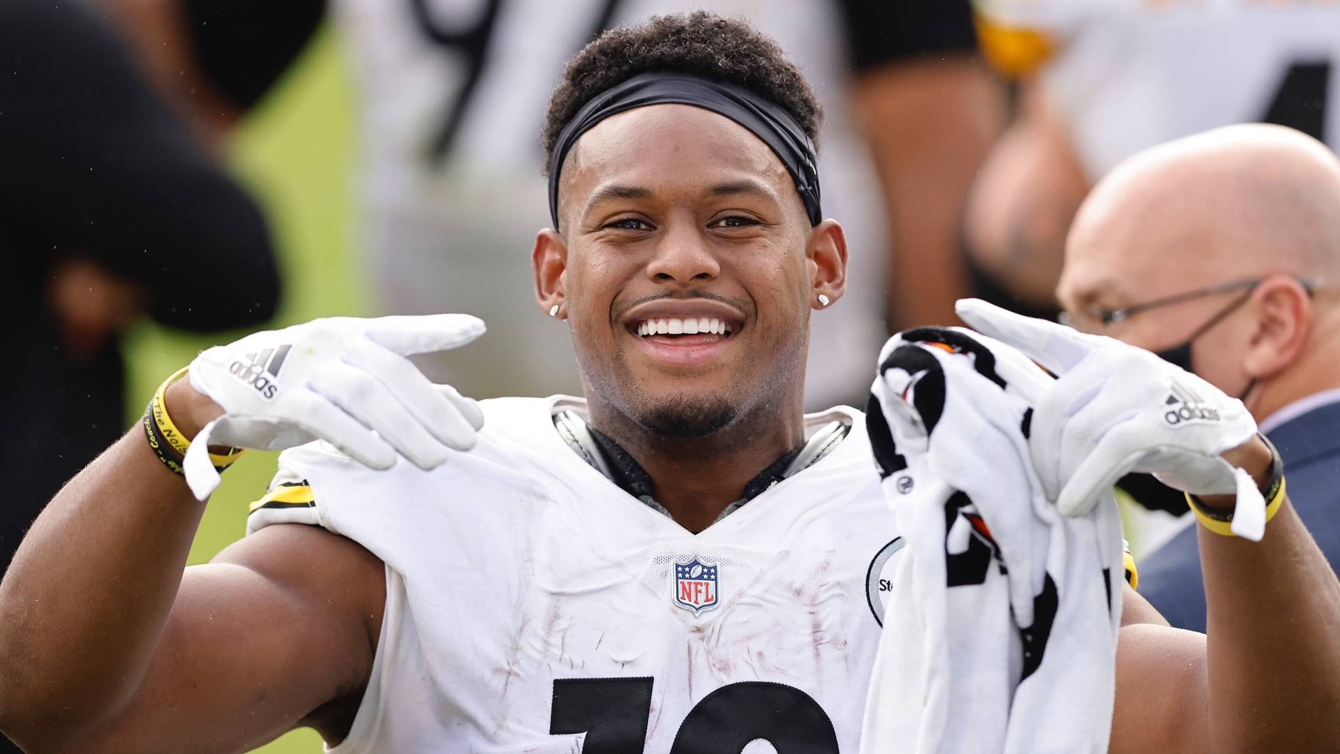 JuJu Smith-Schuster on BET Buzz 2020.