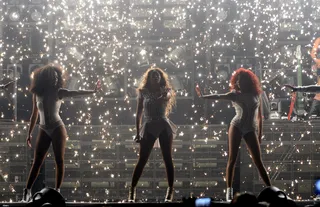 Bey on Display - Beyoncé&nbsp;kicked off the North American leg of "The Mrs. Carter Show World Tour" with a show at Los Angeles' STAPLES Center. She clearly spared no expense in the lighting. The pyrotechnics reflect Mrs. Carter's luminous reign.(Photo: Kevin Mazur/WireImage for Parkwood Entertainment)