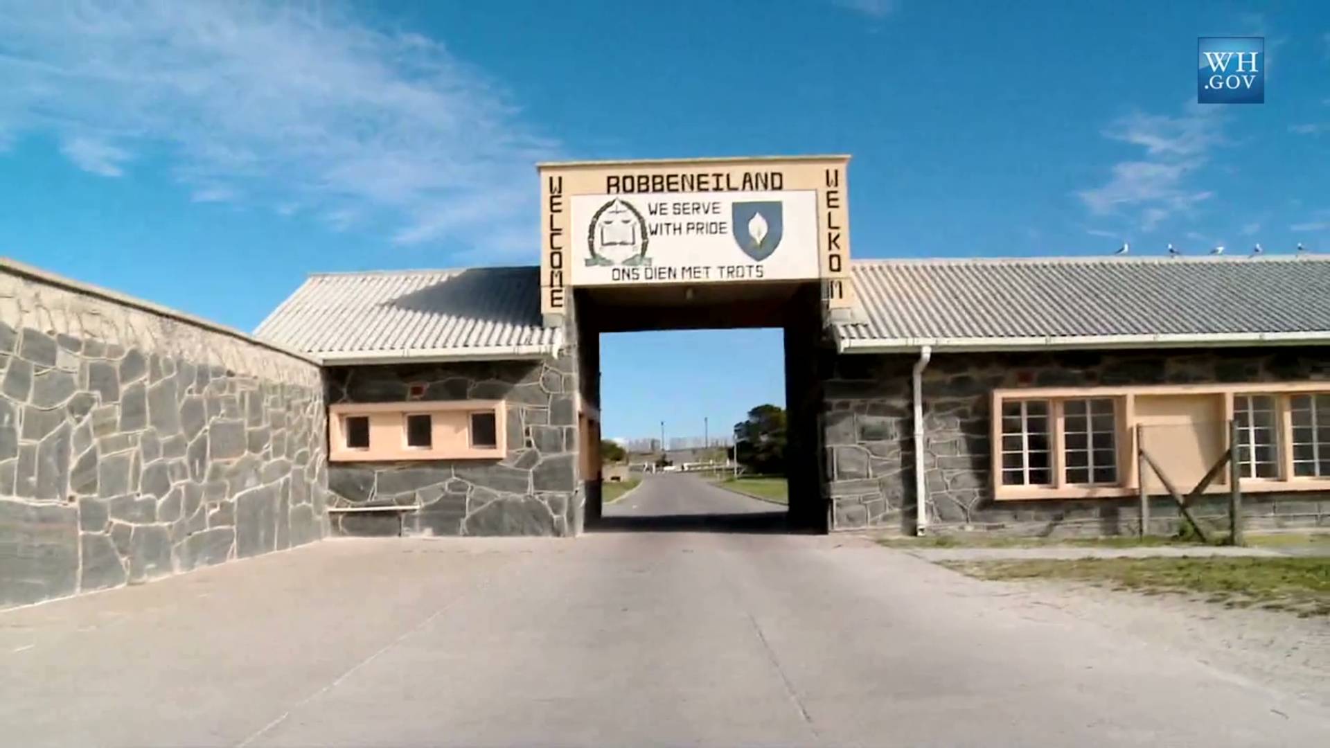 News, Behind the Scenes: The Obamas at Robben Island 