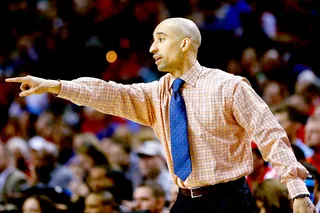 Texas AD to Meet With Shaka Smart - Shaka Smart's&nbsp;solid coaching job&nbsp;at&nbsp;Virginia Commonwealth University&nbsp;has given him national attention. So much so that the&nbsp;Associated Press&nbsp;is reporting that&nbsp;Texas&nbsp;athletic director&nbsp;Steve Patterson&nbsp;is scheduled to meet with Smart on Thursday and offer him the&nbsp;Longhorns' basketball coach job. Smart led VCU to the 2011 NCAA Tournament and&nbsp;his teams have won at least 26 games in each of the past six seasons.&nbsp;&nbsp;(Photo: Jonathan Ferrey/Getty Images)