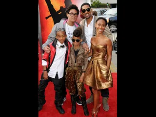 Smith Family - The entire Smith family huddle together to pose for the cameras.<br><br>(Photo Credit: PictureGroup)