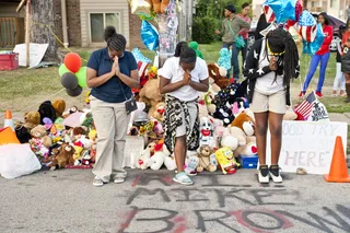 Praying for Justice - (Photo: Lucas Alvarado-Farrar/Whose Streets Media)