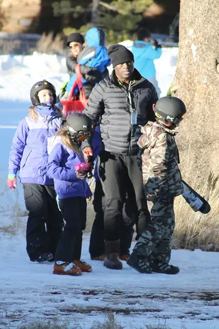 Winter Holiday - Seal and his kids enjoy a day on the slopes at Mammoth Mountain outside of Los Angeles.(Photo: PacificCoastNews)