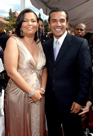 Debra Lee and Mayor of Los Angeles Antonio Villaraigosa - The head of BET Networks and the mayor of the host city look charming as they work together to put on one of music's biggest nights. &nbsp;(Photo: L. Cohen/WireImage)