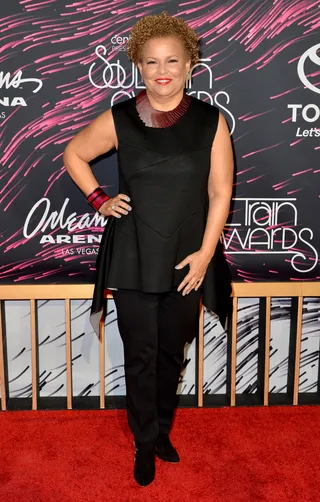 DEB-onair - Chairman and Chief Executive Officer of BET Networks Debra Lee is looking absolutely exquiste in her sleek all-black ensemble. Work it! (Photo: Earl Gibson/BET/Getty Images for BET)