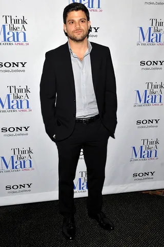 Jerry Ferrara - The Entourage star showed off his svelte new figure in a navy suit and crisp blue shirt.  (Photo: Fernando Leon/Getty Images)