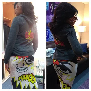 Kaboom! - Oscar nominee Taraji P. Henson gave us an eyeful with a figure-hugging comic strip skirt. Topshop!  (Photo: Instagram via TarajipHenson)