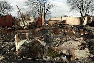 2012 Election's Perfect Storm - Some parts of New York and New Jersey are still without power. How will this affect Election Day? A roundup of some of the plans for Hurricane Sandy-affected areas. — Erin E. Evans&nbsp; (Photo:&nbsp; Allison Joyce/Getty Images)
