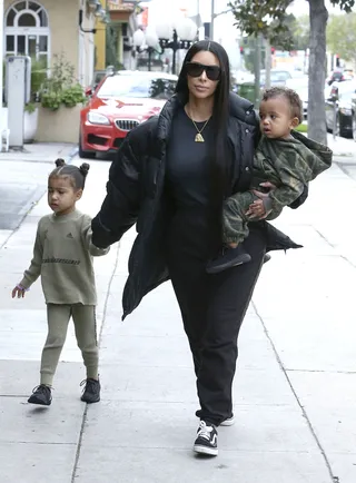 FFN_IMAGE_52319780|FFN_SET_70018923