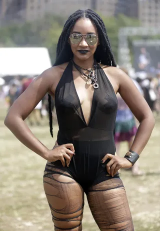 Afropunk Attendee - (Photo: Caleb Davis/BET)