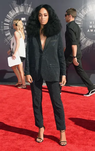 486797191TM00123_2014_MTV_V