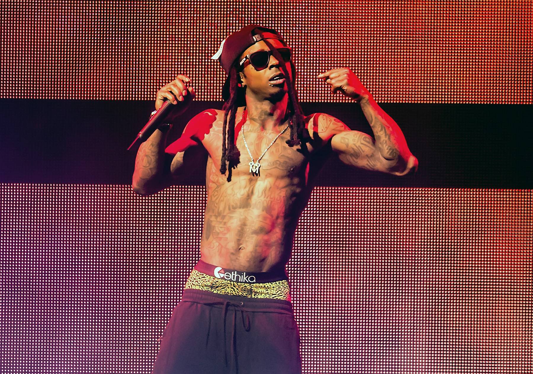 Lil Wayne Drake vs. Lil Wayne tour New Jersey