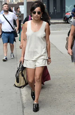 A Real New Yorker - Zoe Kravitz leaves Smile restaurant in New York City in perfect summer attire — shades and shorts.&nbsp;(Photo: Splash News)