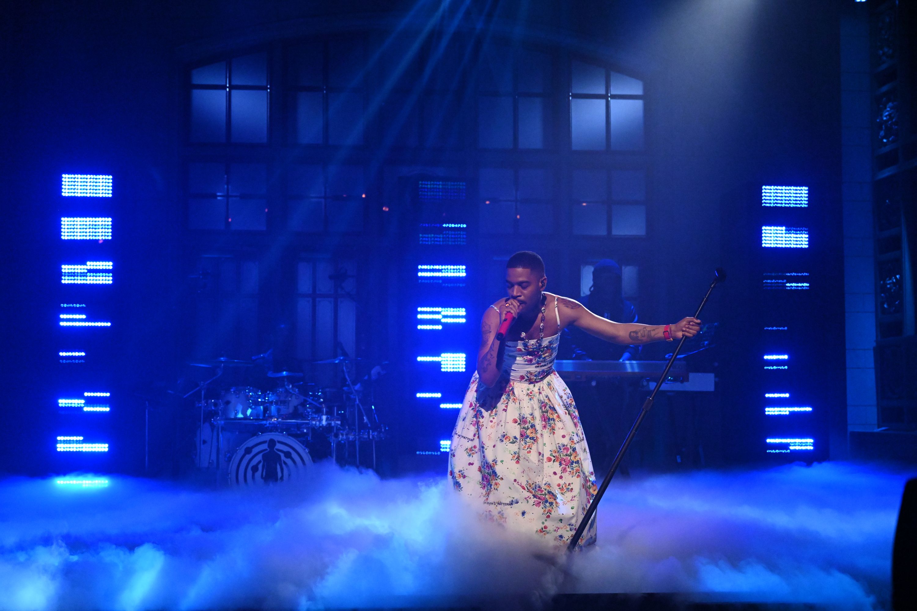 SATURDAY NIGHT LIVE -- "Carey Mulligan" Episode 1802 -- Pictured: Musical guest Kid Cudi performs "Sad People" on Saturday, April 10, 2021 -- (Photo By: Will Heath/NBC/NBCU Photo Bank via Getty Images)