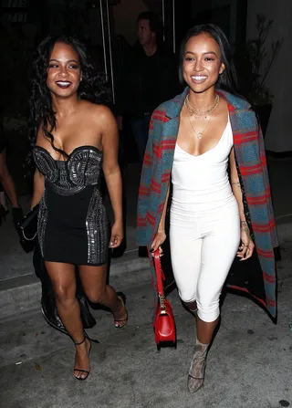 FFN_IMAGE_52260574|FFN_SET_70016413