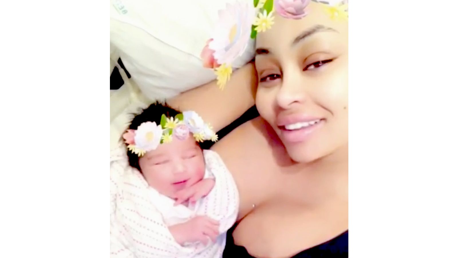 (Photo: Blac Chyna via Instagram)
https://www.instagram.com/p/BMsBSJoheFQ/?taken-by=blacchyna hl=en