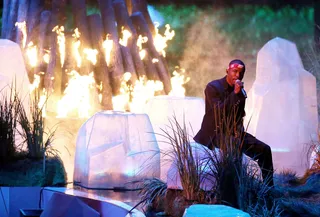 Burning Bright - Frank Ocean shines during a performance of his single &quot;Thinkin Bout You.&quot; (Photo: Christopher Polk/Getty Images)