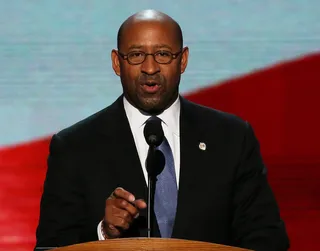 'The Middle Class Needs' Obama - Philadelphia Mayor Michael Nutter gave a passionate speech and told voters that Obama is the man for the middle class. (Photo: Alex Wong/Getty Images)