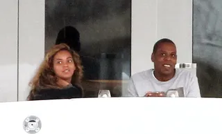 The Mama and the Papa - Beyoncé and husband Jay-Z chill on their yacht vacation through the Mediterranean Sea and the South of France.&nbsp;(Photo: FameFlynet)