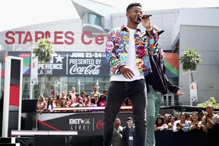 Trevor Jackson Looking *Wait For It* Super Fly During His Time On Stage - (Photo: Ser Baffo/Getty Images for BET)&nbsp;