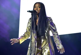 The Skye's The Limit - Newbie Justine Skye hit the stage to show the Brooklyn crowd just why shes one to watch.(Photo: Theo Wargo/Getty Images for TIDAL)