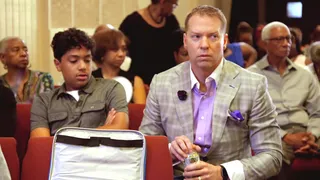 Caught Red-Handed - Gary is dead wrong for breaking out his snacks in the middle of service!(Photo: BET)&nbsp;