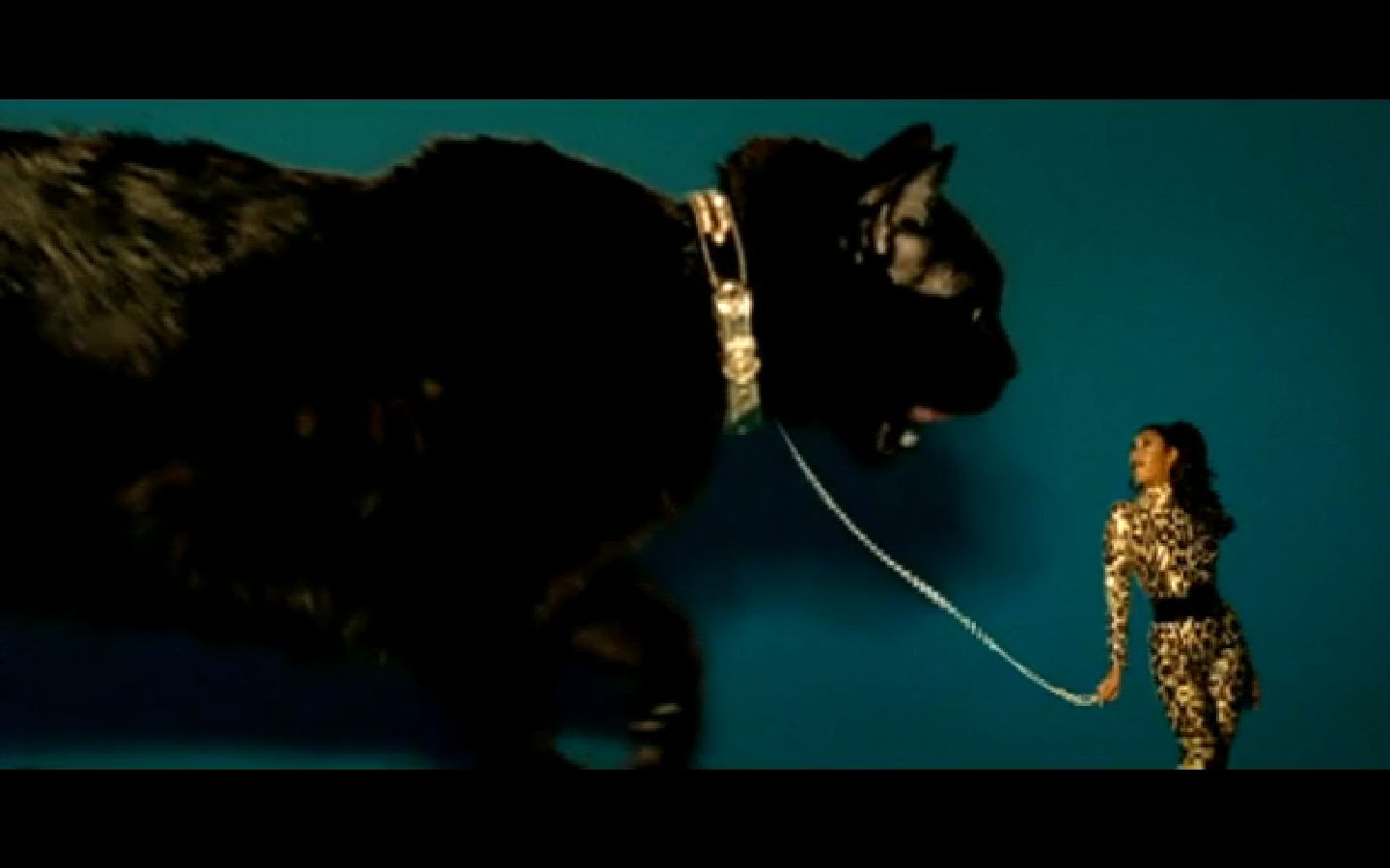 Beyoncé - “Kitty Kat” - Image 17 from Beyoncé Video Playlist | BET