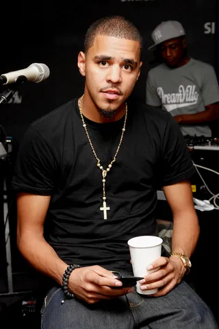 /content/dam/betcom/images/2011/10/Celebs-10.16-10.31/102511-celebs-j-cole.jpg