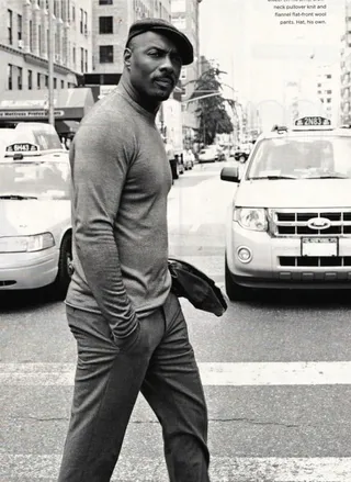 /content/dam/betcom/images/2011/10/Fashion-and-Beauty-10.16-10.31/102011-fashion-and-beauty-idris-elba-essence-the-buzzjpg.png