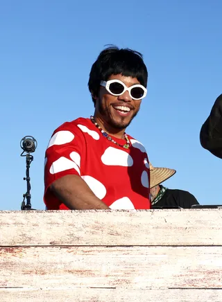 Paak Is Living His Best Wig Life 