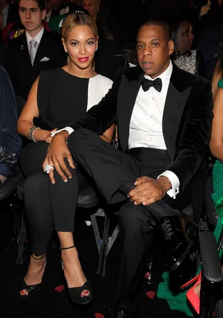 /content/dam/betcom/images/2013/02/Music-02-01-02-15/021013-music-grammy-awards-highlights-beyonce-jay-z.jpg