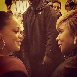 Mary J. Blige @therealmaryjblige - Rihanna and the Queen of Hip Hop Soul chat it up during Zac Posen's show.(Photo: Mary J. Blige via Instagram)