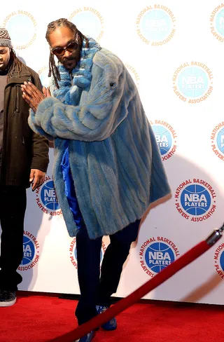 Strike a Pose - Snoop Dogg brings back that gangsta lean at the NBPA All-Star Players Social.  (Photo: Gustavo Caballero/Getty Images for National Basketball Players Association)