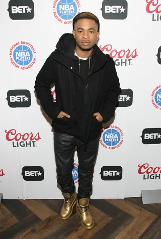 Golden - Vocalist Elijah Blake showed up ready to take the gold... literally.&nbsp; (Photo: Bennett Raglin/BET/Getty Images For BET)