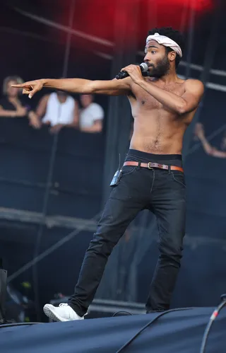 /content/dam/betcom/images/2015/08/Music-08-16-08-31/082315-music-childish-gambino.jpg